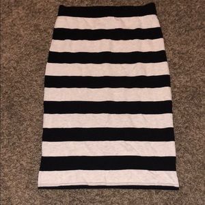 Black and cream striped skirt